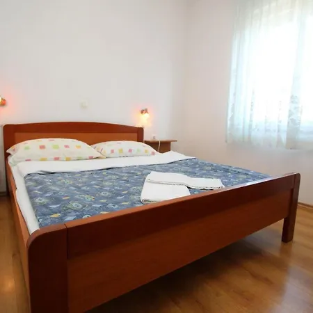 In Mit Eigenem Balkon By Interhome 公寓