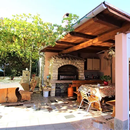 In Mit Eigenem Balkon By Interhome Apartament *