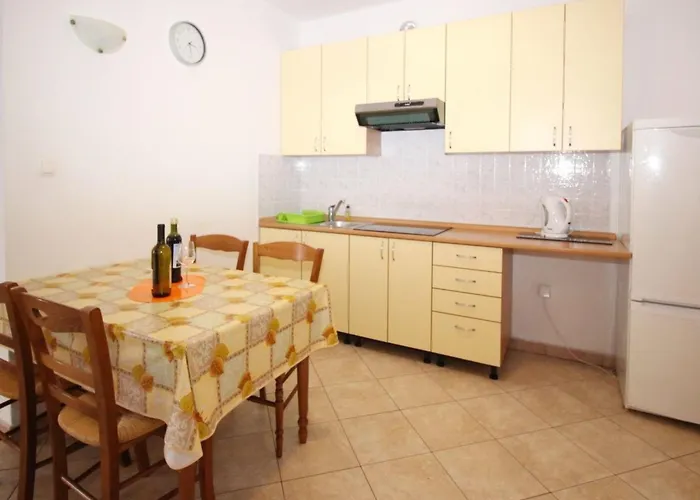 In Mit Eigenem Balkon By Interhome 公寓 *