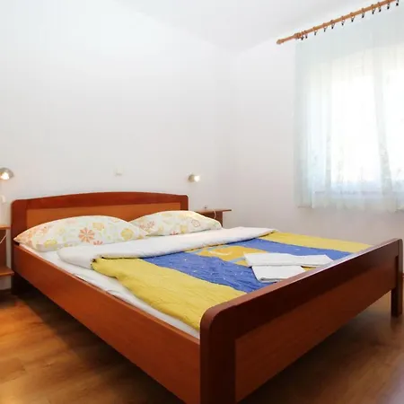 Διαμέρισμα In Mit Eigenem Balkon By Interhome *